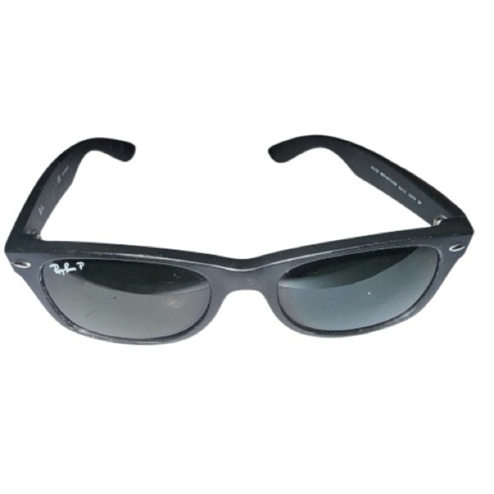 Ray-Ban New Wayfarer Polarized Black Sunglasses